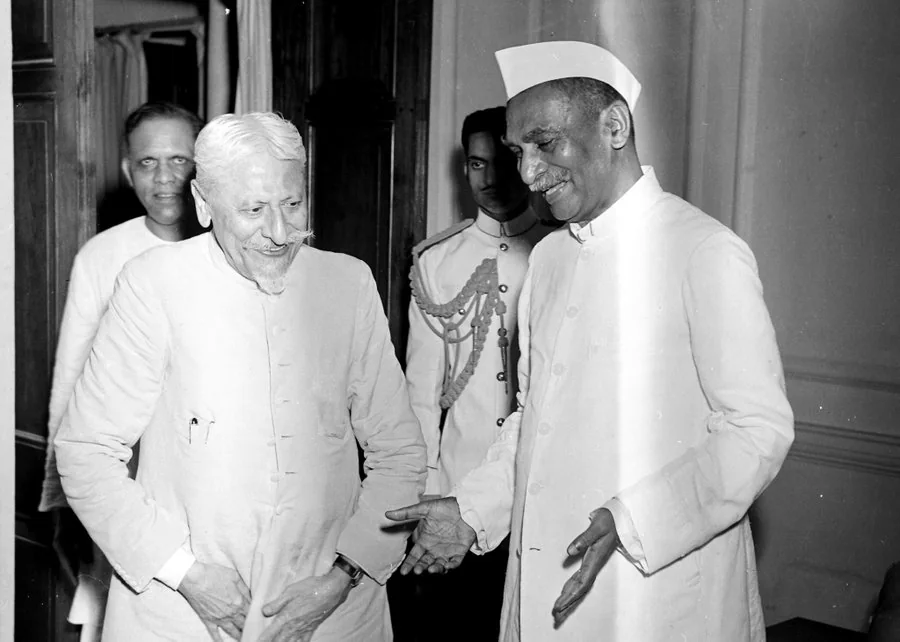 Maulana Abul Kalam Azad in conversation with Dr Rajendra Prasad.